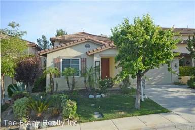 Main picture of 41691 Monterey Pl