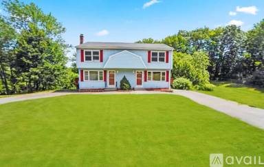 Main picture of 15 Sunnyside Ln
