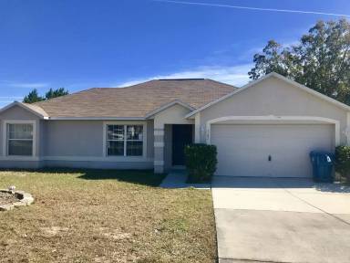 Main picture of 5192 Woodridge Ln
