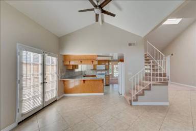 Main picture of 1833 Sunbury St