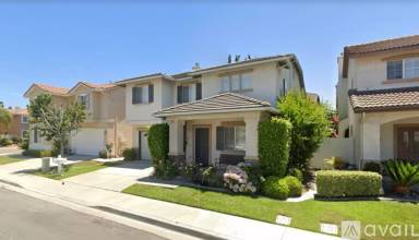 Main picture of 20 Robins Tree Ln