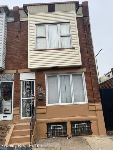 Main picture of 1941 Clarence St