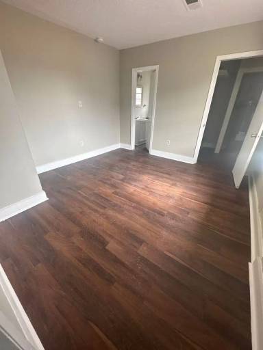 Main picture of 694 Hamilton St