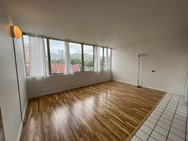 Main picture of Holiday Manor Condominium