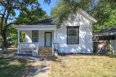 Main picture of 1525 N Grant Ave