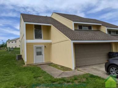 Main picture of 16600 W 141st St
