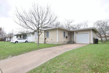 Main picture of 2518 Goliad St