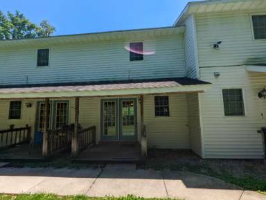 Main picture of 1008 8th Ave