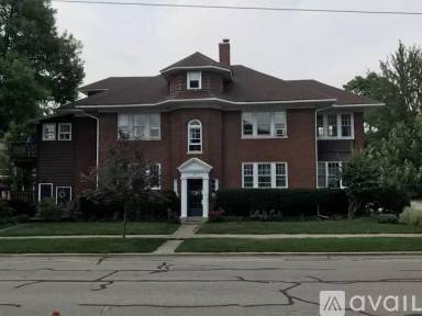 Main picture of 32 N Ashland Ave