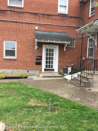 Main picture of 766 Main St