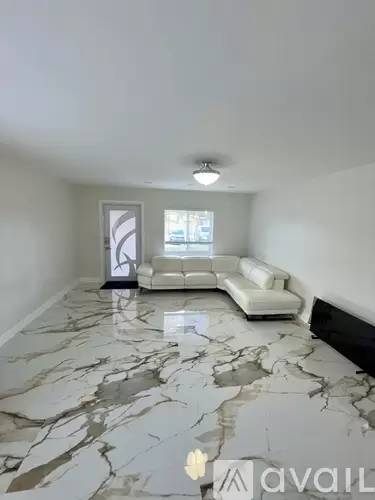 Main picture of 7262 NW 3rd St