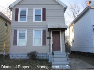 Main picture of 310 Goodrich St