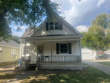 Main picture of 1101 1/2 N 2nd St