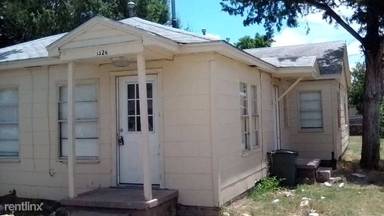 Main picture of 1312 NW Taft Ave