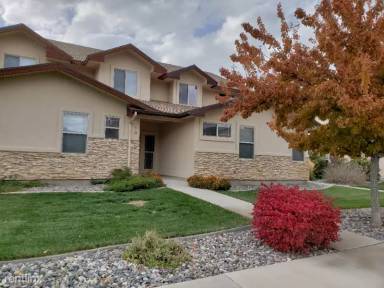 Main picture of 870 Montclair Dr