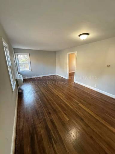 Main picture of 422 Gregory St