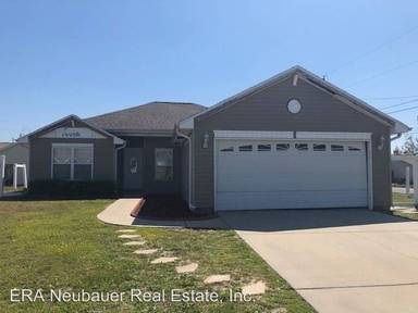 Main picture of 5300 Nicholas Ln