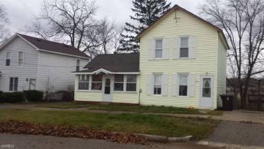 Main picture of 923 N 4th Ave