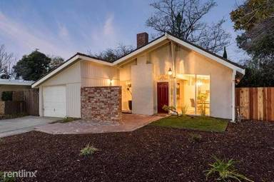Main picture of 2352 Craig Ct