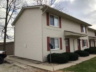 Main picture of 106 N Elm St