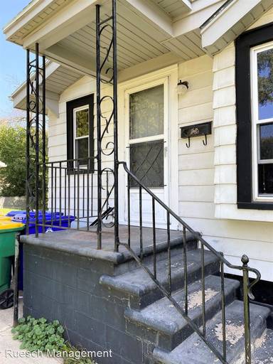 Main picture of 1263 Reber St