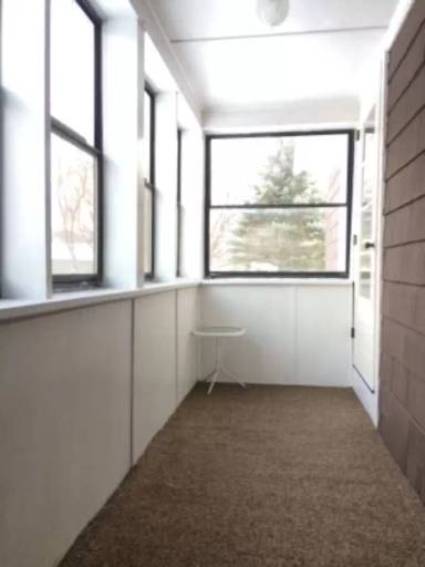 Main picture of 44 Brown Ave
