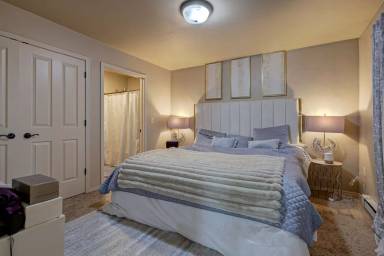 Main picture of 160-86 Plank Rd