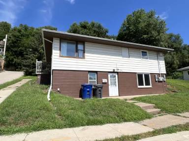 Main picture of 1245 High Bluff St