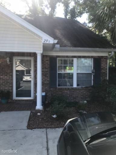 Main picture of 29 Guinevere Ln