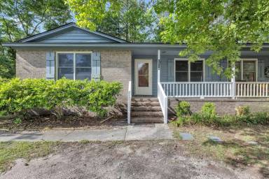 Main picture of 2314 Boardwalk Ave