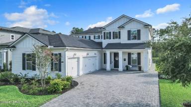 Main picture of 240 Pine Haven Dr