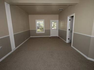 Main picture of 8237 Main St