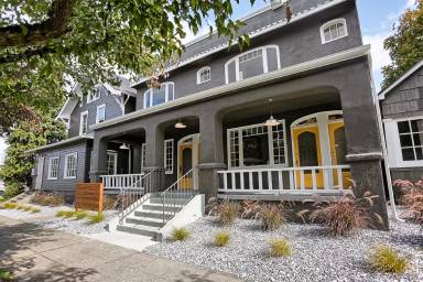 Main picture of 1001 South I Street - A