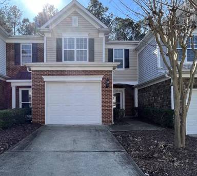 Main picture of 413 Perrault Dr