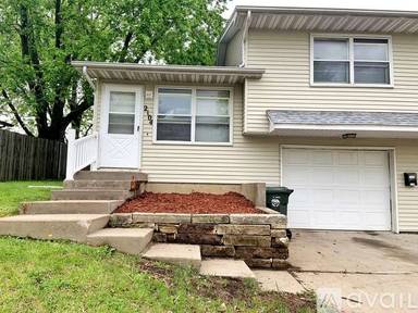 Main picture of 2104 Taylor Dr