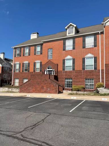 Main picture of 668 Gateway Dr SE