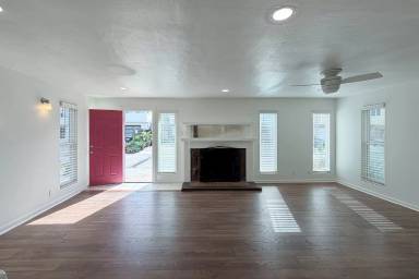Main picture of 117 Van Nuys Ave
