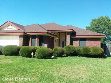 Main picture of 3805 Sawtooth Dr
