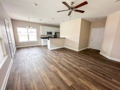 Main picture of 104 Vitava Dr