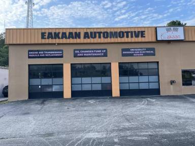 Main picture of 3160 Main St W