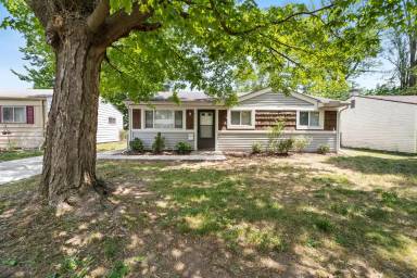 Main picture of 2055 Alanson St