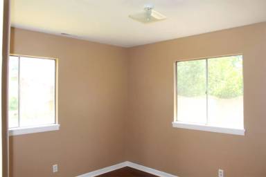 Main picture of 2204 Robinhood Rd