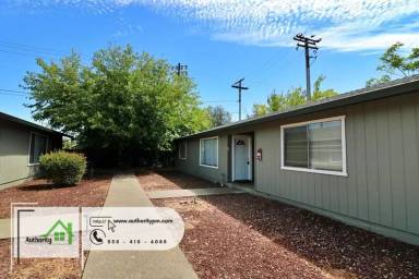 Main picture of 2857 June St