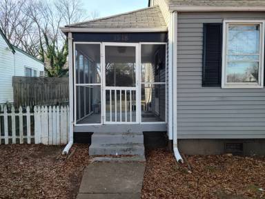 Main picture of 1518 Carter St