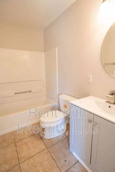 Main picture of 698 Timberwood Cir E