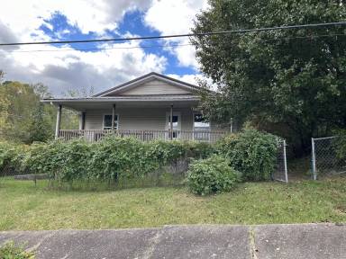 Main picture of 707 Lee St