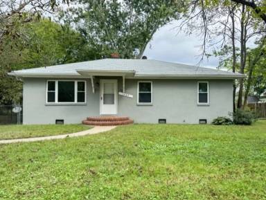 Main picture of 1409 Peterson Mill Rd