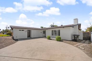Main picture of 3820 S Grandview Ave