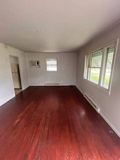 Main picture of 4717 Winter St