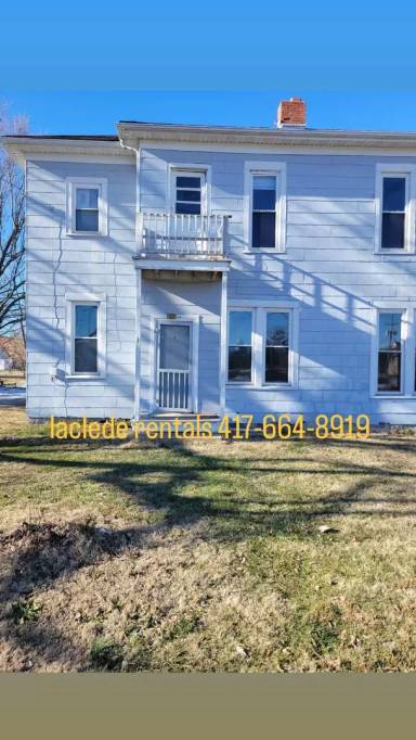 Main picture of 319 N Washington Ave